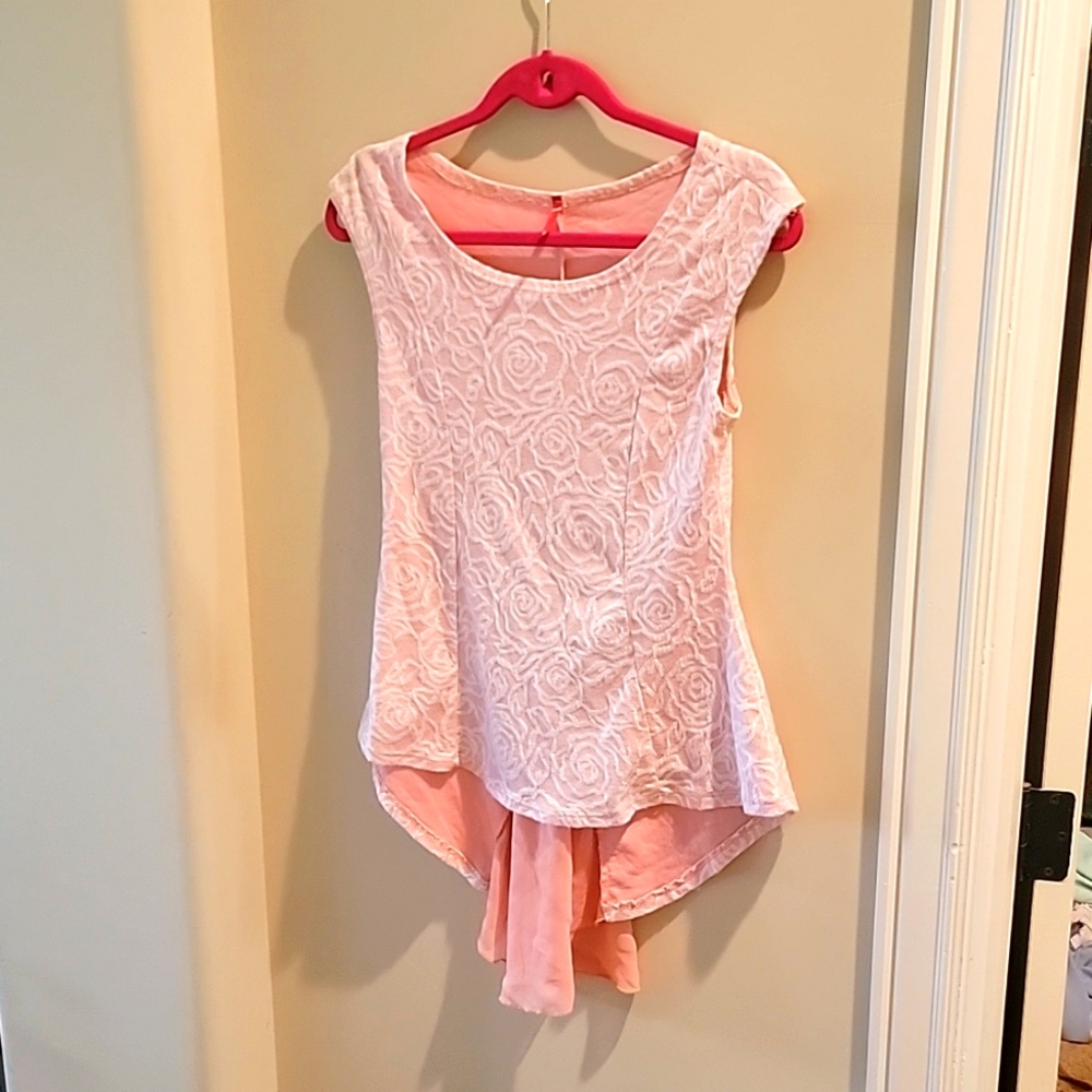 Cute form fitting top